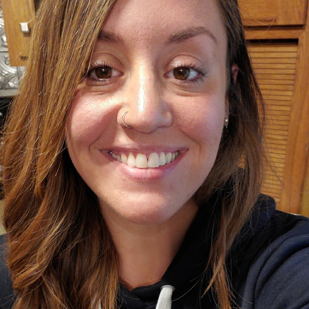 Meet your Posher, Lacey